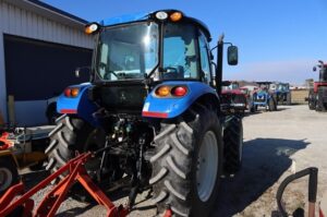 2014-NEW-HOLLAND-T4