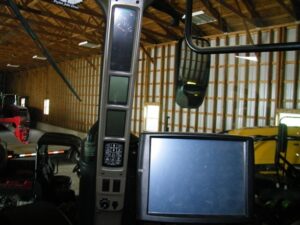 2015-CASE-IH-MAGNUM-340-77761-26