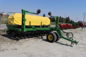 2015-JOHN-DEERE-1590-73661-4