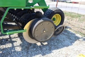 2015-JOHN-DEERE-1590-73661-8