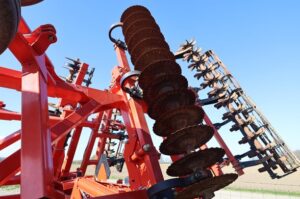 2015-KUHN-KRAUSE-8000-30-77755-7