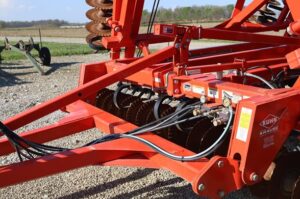 2015-KUHN-KRAUSE-8000-30-77755-9