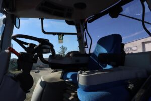 2015-NEW-HOLLAND-T7