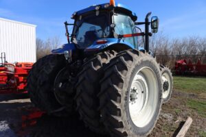 2015-NEW-HOLLAND-T7