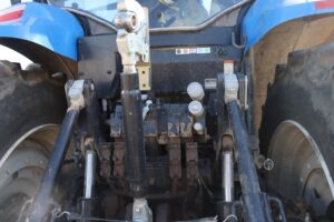 2015-NEW-HOLLAND-T7