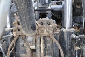 2015-NEW-HOLLAND-T8