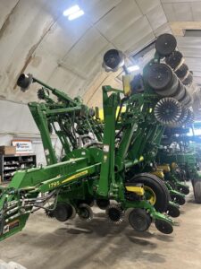 2016-JOHN-DEERE-1795-75677-1