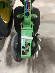 2016-JOHN-DEERE-1795-75677-10