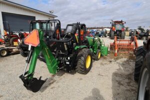 2016-JOHN-DEERE-2032R-75928-2