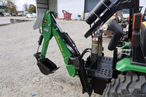 2016-JOHN-DEERE-2032R-75928-3