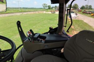 2017-CASE-IH-MAXXUM-125-MC-76206-5