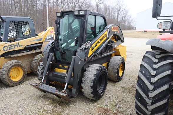 2018-NEW-HOLLAND-L228-69102