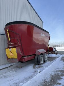 2018-SUPREME-INTL-1700TR-E023227-1