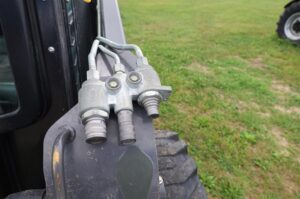 2019-NEW-HOLLAND-L220-76902-3