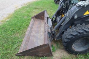 2019-NEW-HOLLAND-L220-76902-4