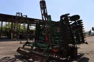 2020-GREAT-PLAINS-2400TM-77570-4