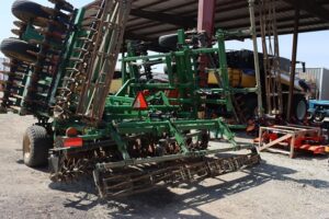 2020-GREAT-PLAINS-2400TM-77570-6