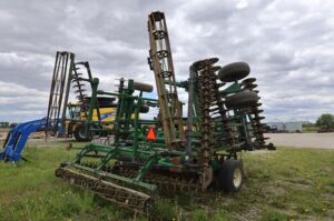 2021-GREAT-PLAINS-2400TM-78027-7