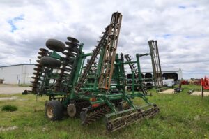2021-GREAT-PLAINS-2400TM-78027-9