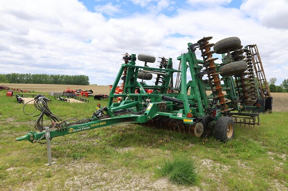 2021-GREAT-PLAINS-2400TM-78027
