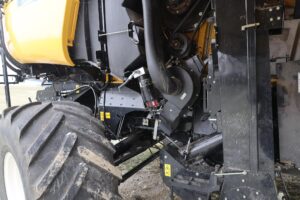 2021-NEW-HOLLAND-CR8