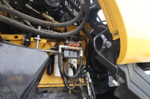 2021-NEW-HOLLAND-CR8