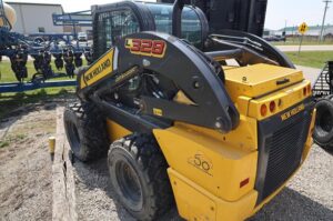 2021-NEW-HOLLAND-L328-77211-4