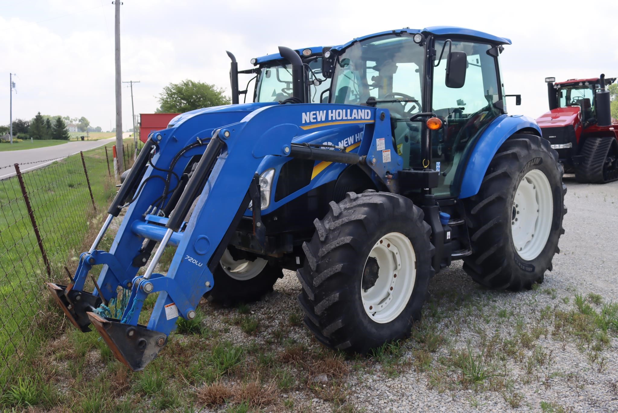 2022-NEW-HOLLAND-T5