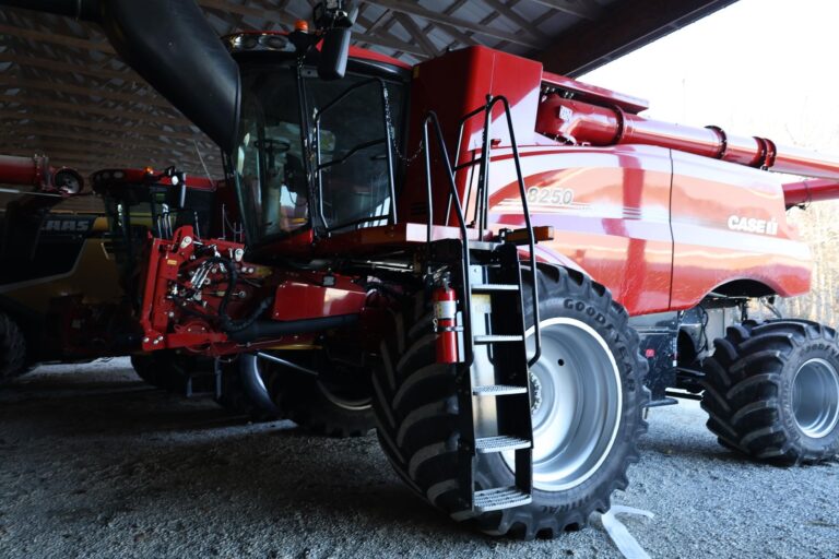 2023-CASE-IH-8250-76059