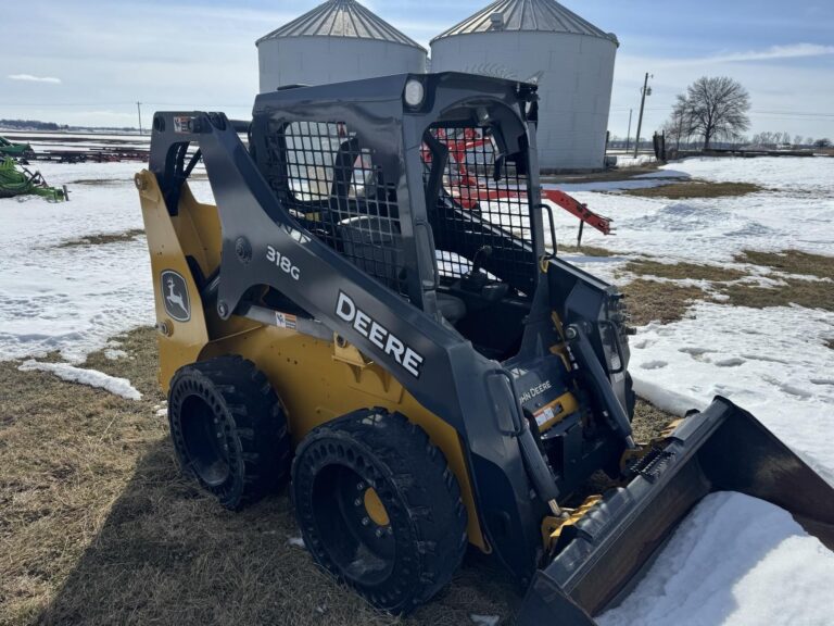 2023-DEERE-318G-76861