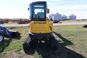 2024-NEW-HOLLAND-E37C-75068-4