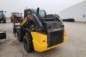 2024-NEW-HOLLAND-L328-77759-8