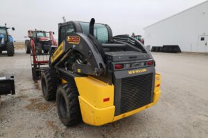 2024-NEW-HOLLAND-L328-77759-8
