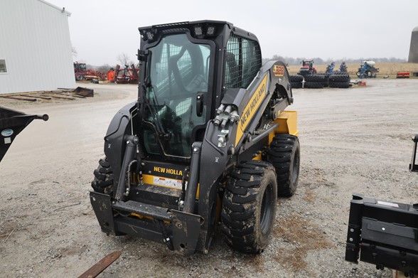 2024-NEW-HOLLAND-L328-77759