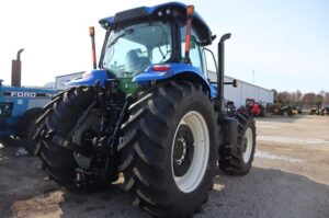 2024-NEW-HOLLAND-T7