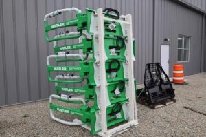 2025-Bale-Grabbers-Handlers-HUSTLER-SOFTHANDS-LM100-76233-2