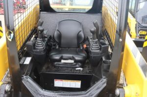 2025-GEHL-V230-77332-4