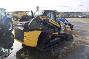 2025-NEW-HOLLAND-C337-76483-2