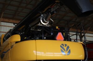 2025-NEW-HOLLAND-CR7