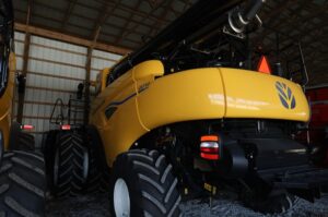 2025-NEW-HOLLAND-CR7