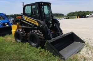 2025-NEW-HOLLAND-L320-76746-2