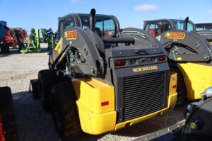 2025-NEW-HOLLAND-L328-77398-3