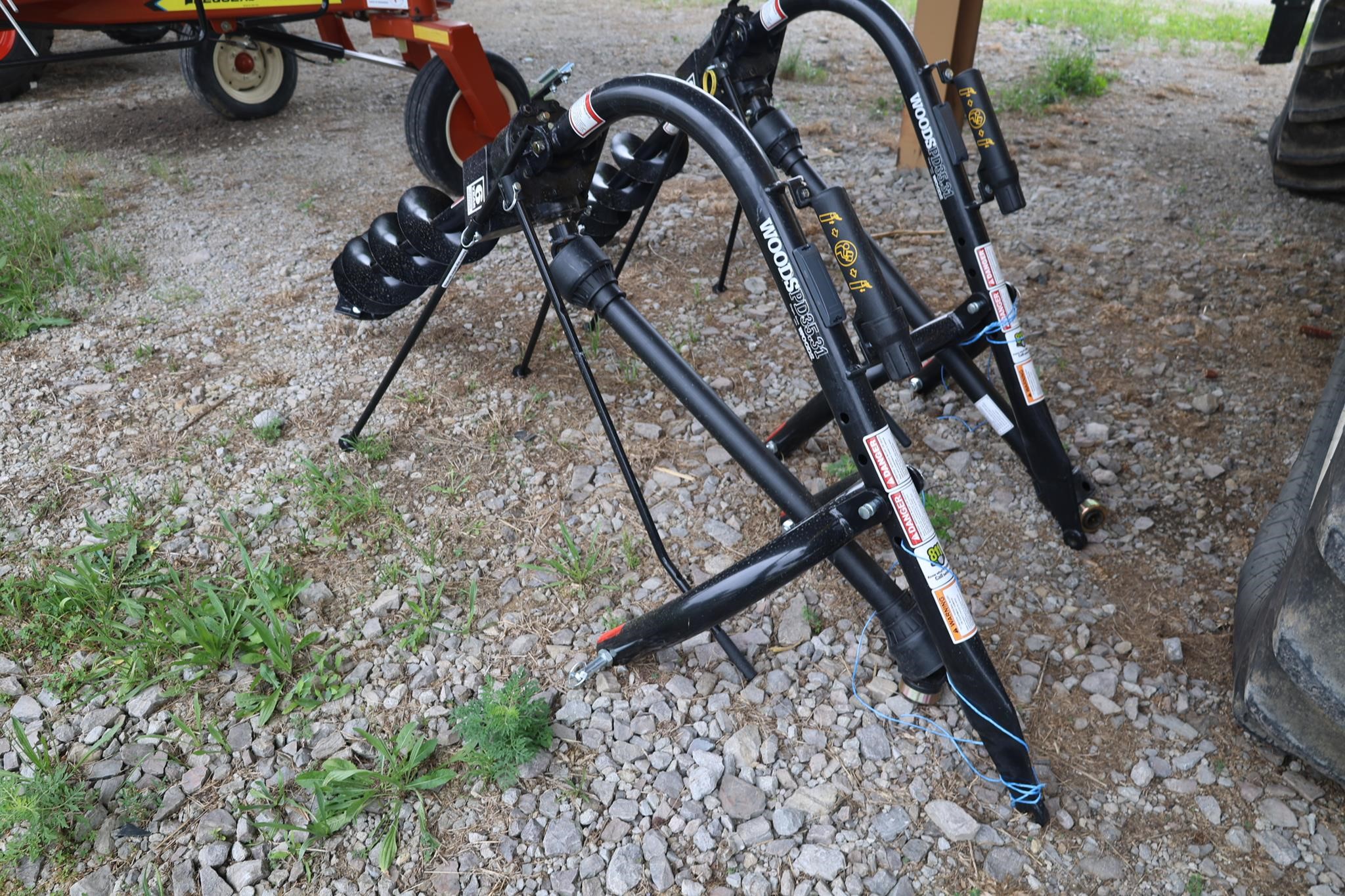 2026-Auger-Posthole-WOODS-PD35