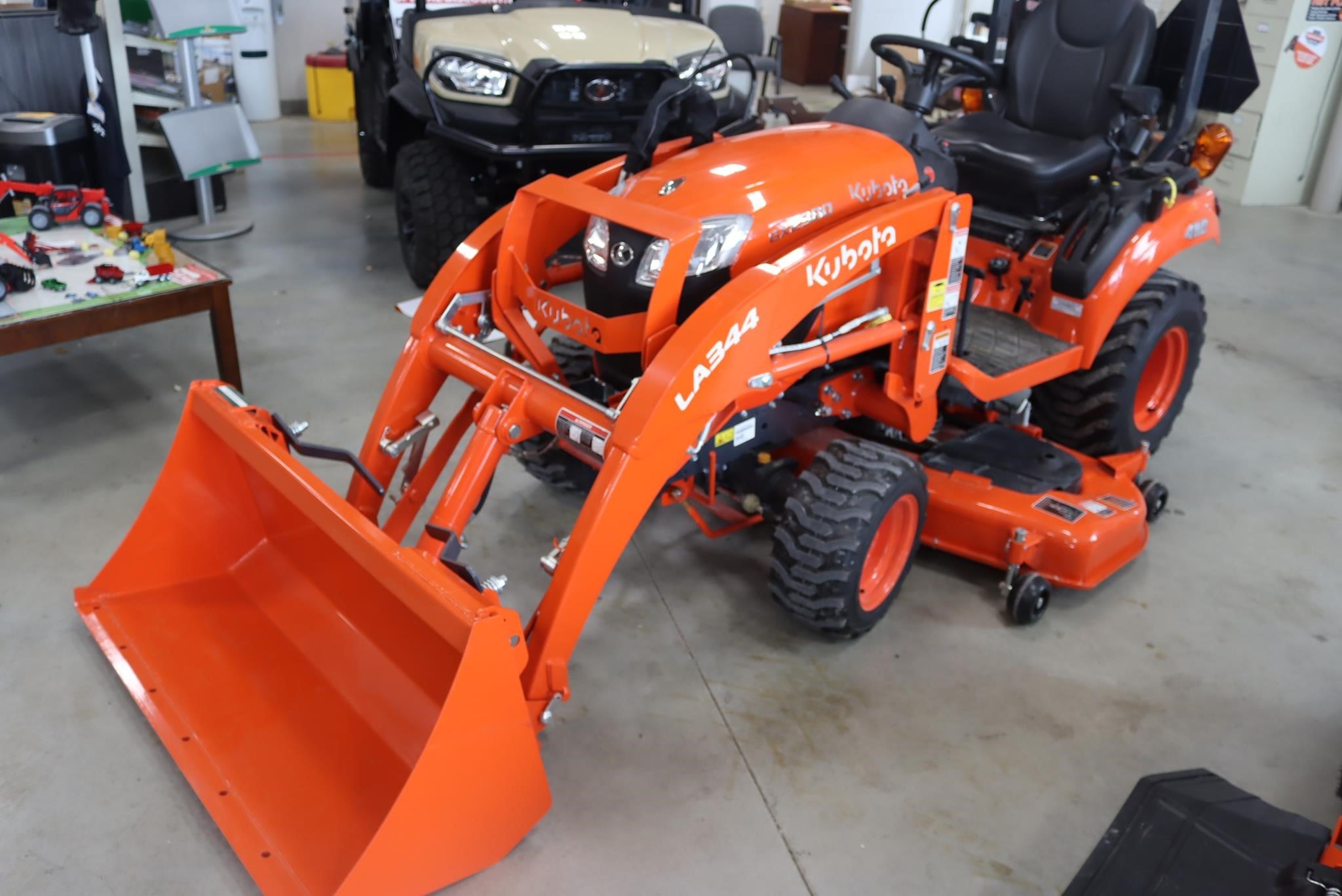 2026-KUBOTA-BX2380-78152