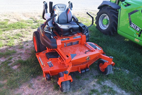 2026-KUBOTA-Z422-78185