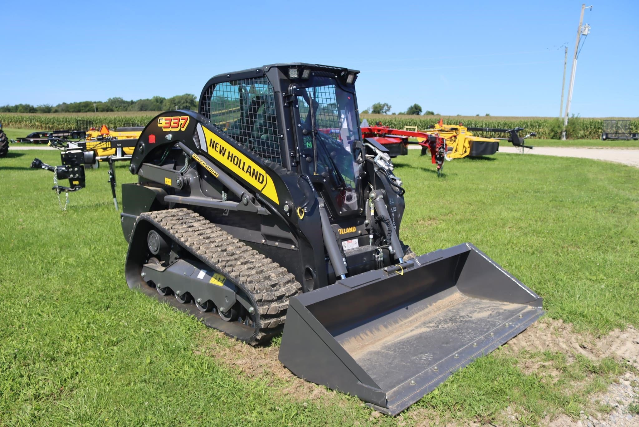 2026-NEW-HOLLAND-C337-78091