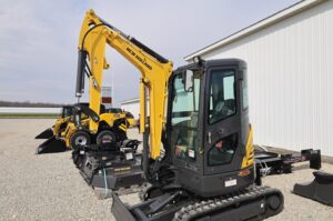 2026-NEW-HOLLAND-E26C-78113-1