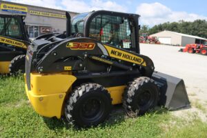2026-NEW-HOLLAND-L320-77693-3