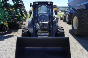 2026-NEW-HOLLAND-L328-77294-1