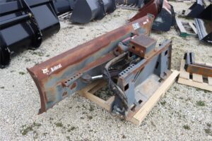 Angle-BOBCAT-90-72030-2